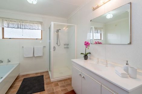 Photo of property in 246 Helensburgh Road, Helensburgh, Dunedin, 9010