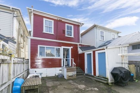 Photo of property in 10 Burnell Avenue, Thorndon, Wellington, 6011