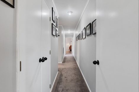 Photo of property in 44 Lansdowne Crescent, Glenview, Hamilton, 3206