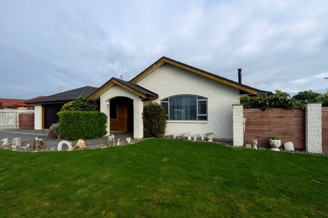 Photo of property in 7 Barry Curtis Place, Levin, 5510