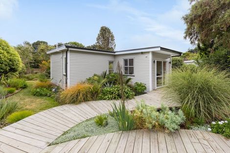 Photo of property in 50 Matai Road, Raumati South, Paraparaumu, 5032