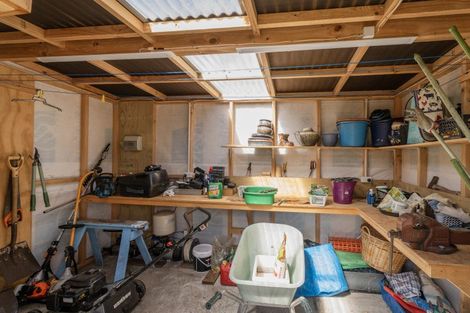 Photo of property in 42 Banks Street, Cooks Beach, Whitianga, 3591