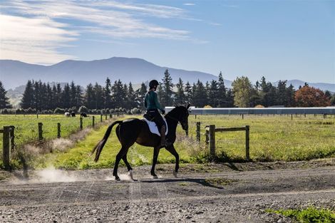 Photo of property in 1891 Oxford Road, Cust, 7471