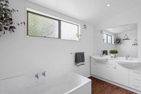 Photo of property in 2 Thompsons Road, Belfast, Christchurch, 8051