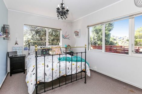 Photo of property in 38 Wyoming Avenue, Murrays Bay, Auckland, 0630