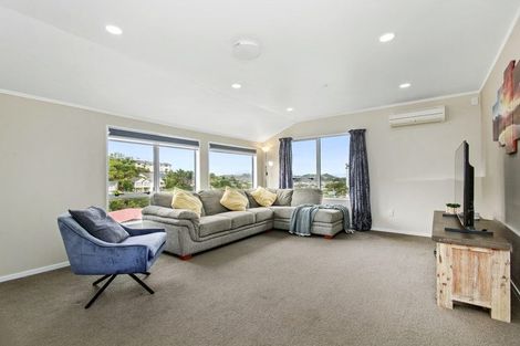 Photo of property in 24 Old Coach Road, Johnsonville, Wellington, 6037