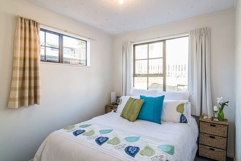 Photo of property in 169 Mark Avenue, Grenada Village, Wellington, 6037