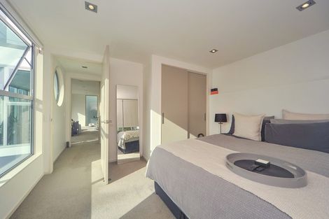 Photo of property in 218 Evans Bay Parade, Hataitai, Wellington, 6021