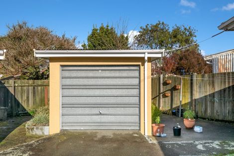 Photo of property in 11 Waimea Road, Nelson South, Nelson, 7010