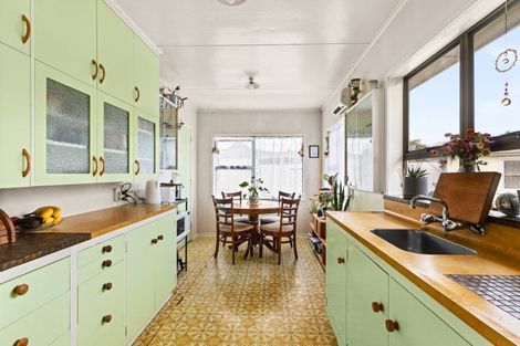 Photo of property in 5 Ngarimu Street, Havelock North, 4130