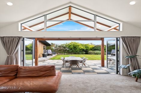 Photo of property in 11 Holyport Close, Fairfield, Dunedin, 9018
