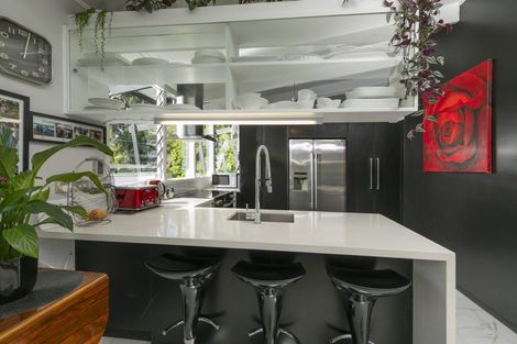 Photo of property in 12 Oratau Place, Greenhithe, Auckland, 0632