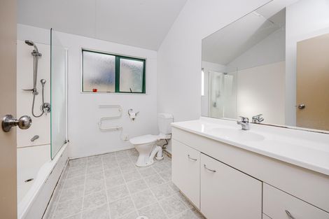 Photo of property in 101 Malaspina Place, Papatoetoe, Auckland, 2025