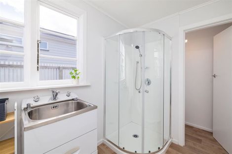 Photo of property in 16 Rawson Street, New Brighton, Christchurch, 8083