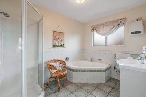 Photo of property in 26 Commodore Court, Gulf Harbour, Whangaparaoa, 0930