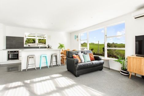 Photo of property in 179 Taiapa Road, Muriwai, Waimauku, 0881