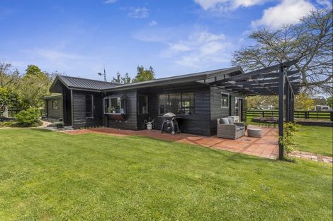 Photo of property in 43 Forrest Road, Cambridge, 3493