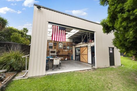 Photo of property in 46 Brian Crescent, Stanmore Bay, Whangaparaoa, 0932