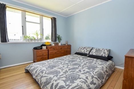 Photo of property in 32 Rhodes Street, Carterton, 5713