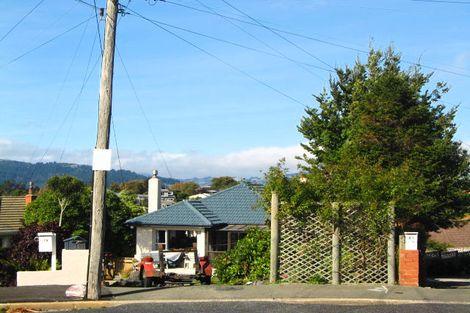 Photo of property in 21 Derwent Street, Helensburgh, Dunedin, 9010