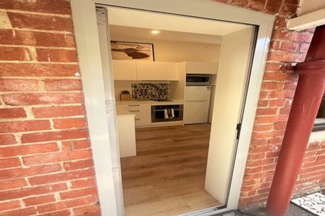 Photo of property in 60 Royal Terrace, Dunedin Central, Dunedin, 9016