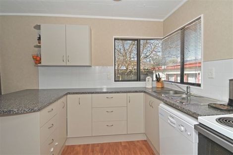 Photo of property in 8a Bedford Place, Mount Maunganui, 3116
