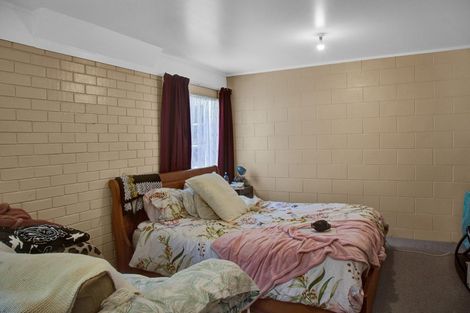 Photo of property in 39a Breakwater Road, Moturoa, New Plymouth, 4310