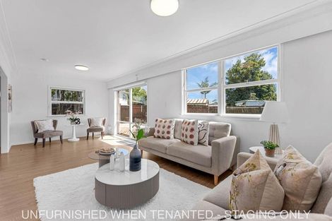 Photo of property in 50 Edgewater Drive, Pakuranga, Auckland, 2010