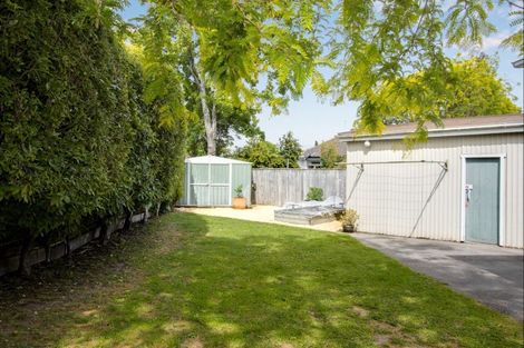 Photo of property in 8 Legorne Lane, Havelock North, 4130