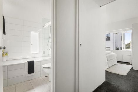 Photo of property in 13/212 Hurstmere Road, Takapuna, Auckland, 0622