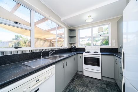 Photo of property in 32 Colombo Street, Hokowhitu, Palmerston North, 4410