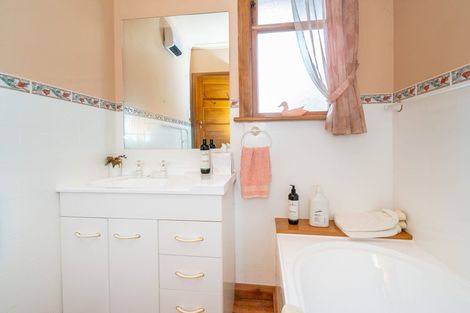 Photo of property in 15 Renfrew Street, Balaclava, Dunedin, 9011