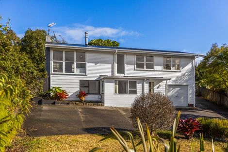 Photo of property in 1/8 Ludlow Terrace, Totara Vale, Auckland, 0627