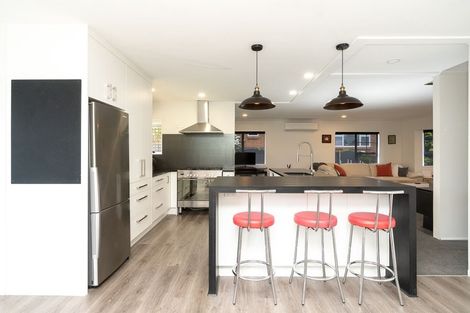 Photo of property in 10 Sheriff Place, Riverlea, Hamilton, 3216