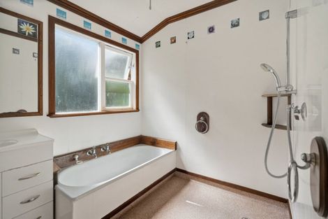 Photo of property in 35 Woodford Avenue, Brookfield, Tauranga, 3110