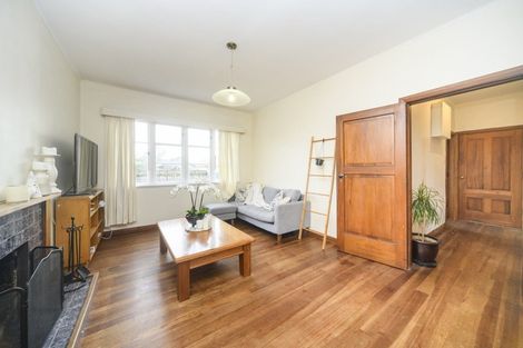Photo of property in 534 Featherston Street, Roslyn, Palmerston North, 4414