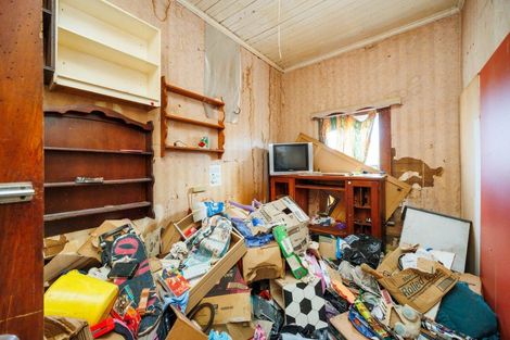 Photo of property in 40 Avenue Road, Foxton, 4814