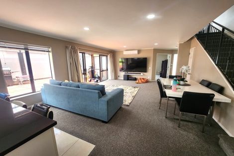 Photo of property in 3 Beros Place, Flat Bush, Auckland, 2016