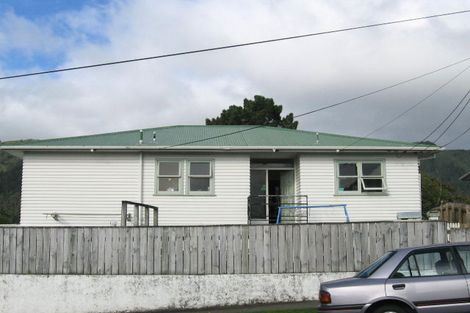 Photo of property in 26-26a Amundsen Grove, Stokes Valley, Lower Hutt, 5019