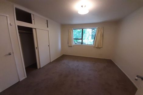 Photo of property in 33 Sequoia Place, Sunnynook, Auckland, 0620