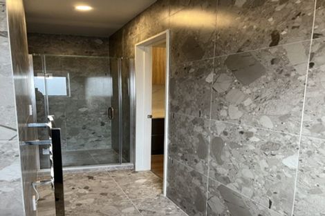 Photo of property in 28 Ballyalton Crescent, Flat Bush, 2019