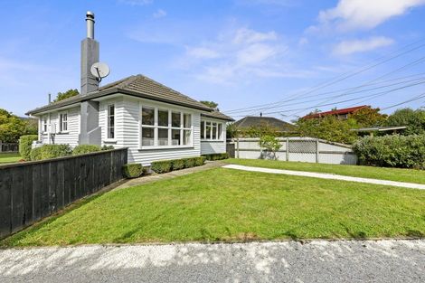 Photo of property in 9 Huia Grove, Elderslea, Upper Hutt, 5018