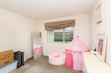Photo of property in 21 Cleveland Heights, Kelvin Grove, Palmerston North, 4414