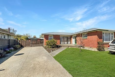 Photo of property in 48 Bournemouth Crescent, Aranui, Christchurch, 8061