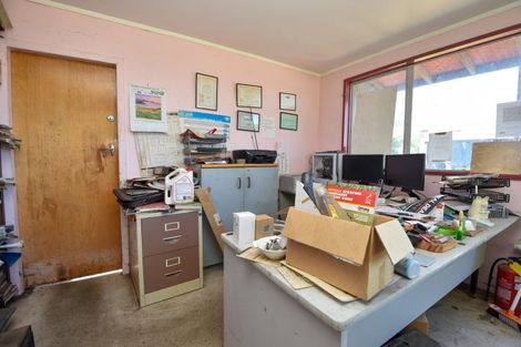 Photo of property in 320 High Street South, Carterton, 5713