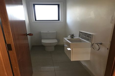 Photo of property in 1/5 Rhyl Place, Bryndwr, Christchurch, 8053