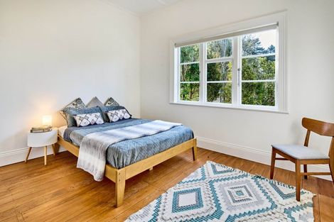 Photo of property in 237 Main Road, Tawa, Wellington, 5028