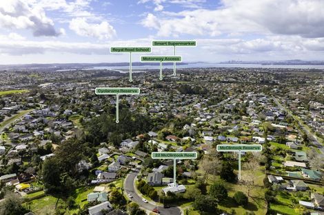Photo of property in 22 Mcclintock Road, Massey, Auckland, 0614