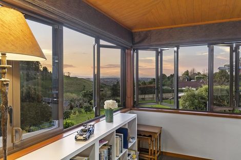 Photo of property in 17 Roger Guy Place, Welcome Bay, Tauranga, 3175