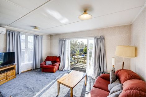 Photo of property in 18 Peterhead Avenue, Flaxmere, Hastings, 4120